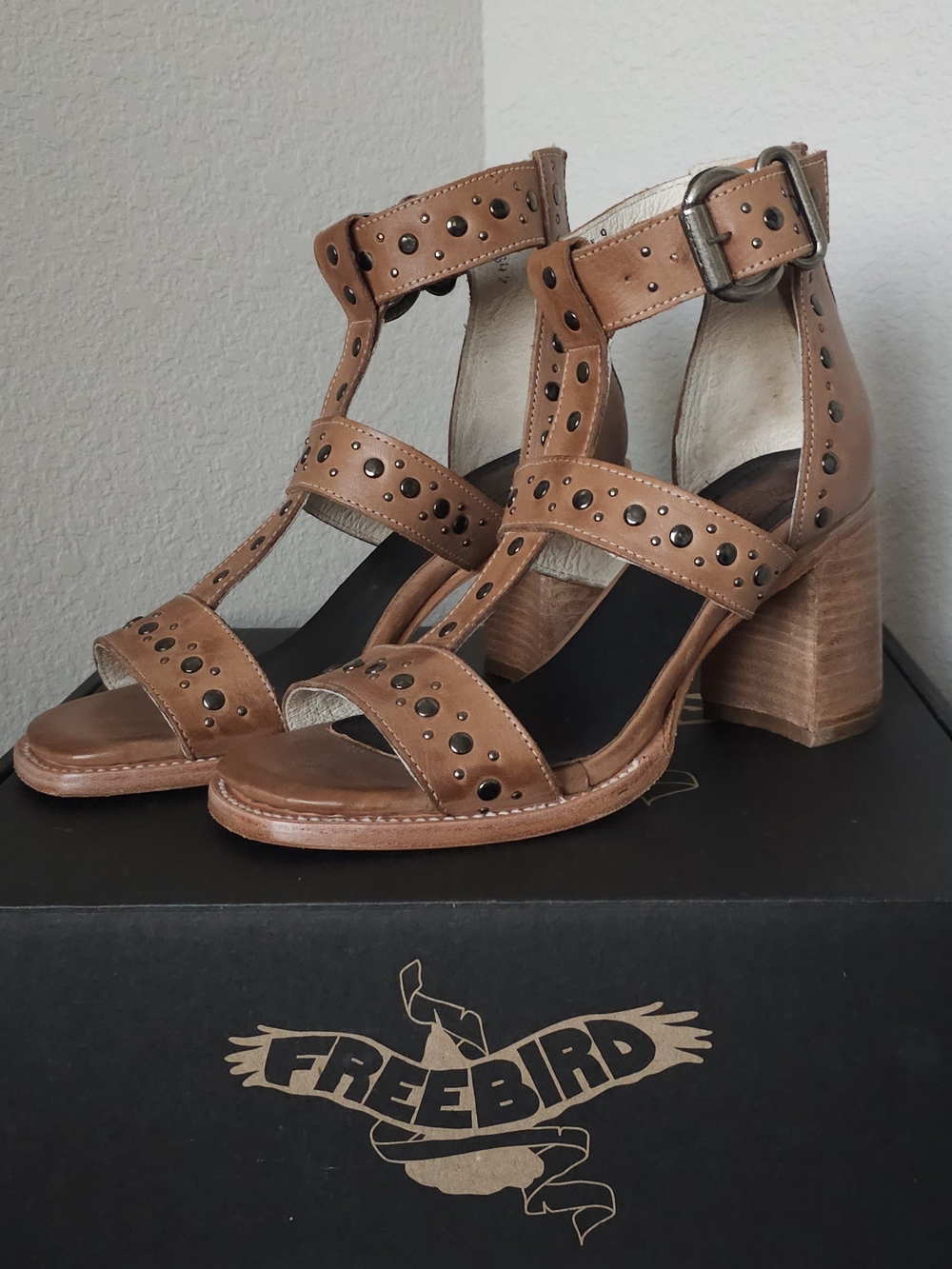 Freebird by Steven Jade  Leather Studded Block Heel Sandals Size 9